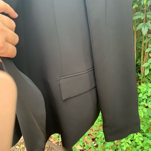 Karl Lagerfeld Paris Black Blazer! Stunning - Picture 5 of 5